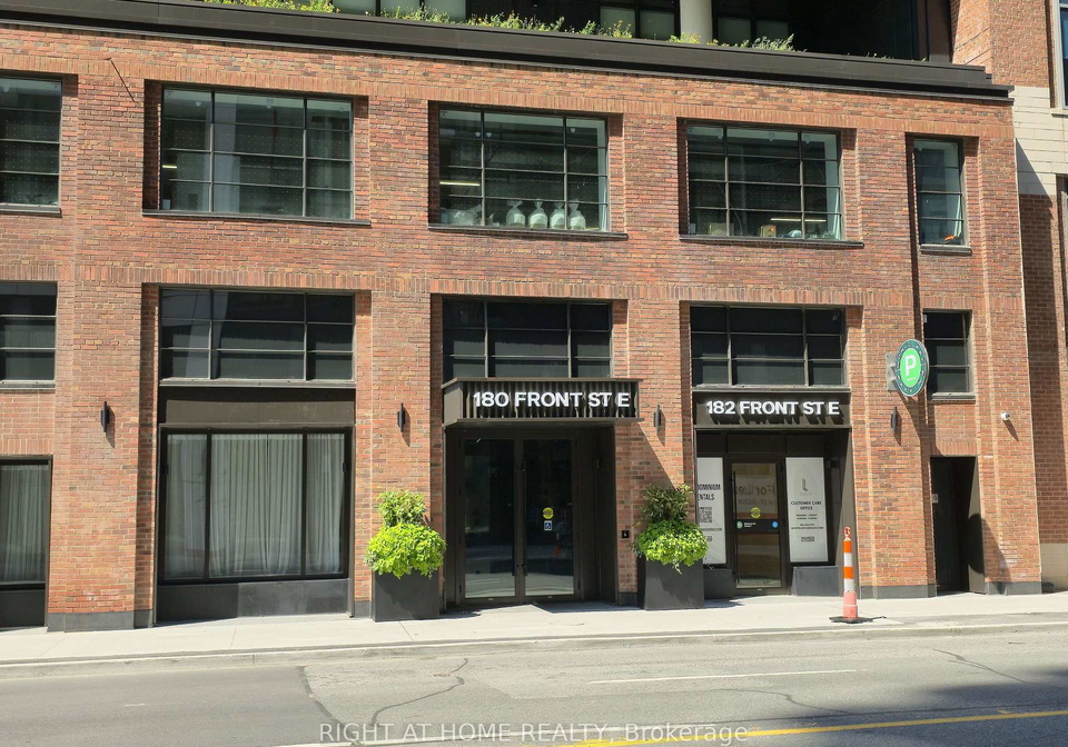 180-front-street-e-toronto-toronto-ontario-c13637820