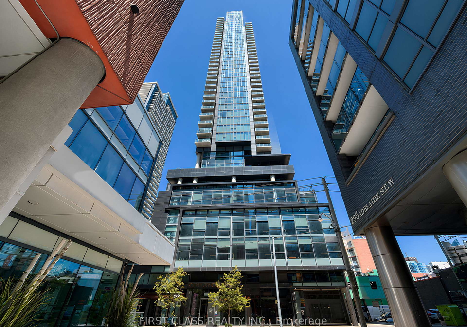 290-adelaide-street-w-toronto-toronto-ontario-c13637836