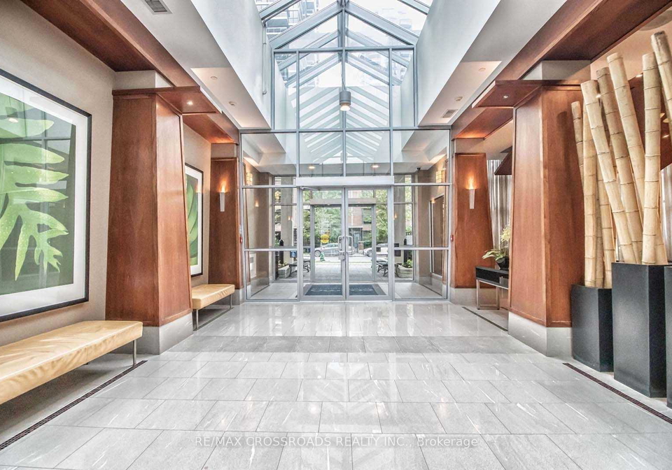 31-bales-avenue-toronto-north-york-ontario-c13637872