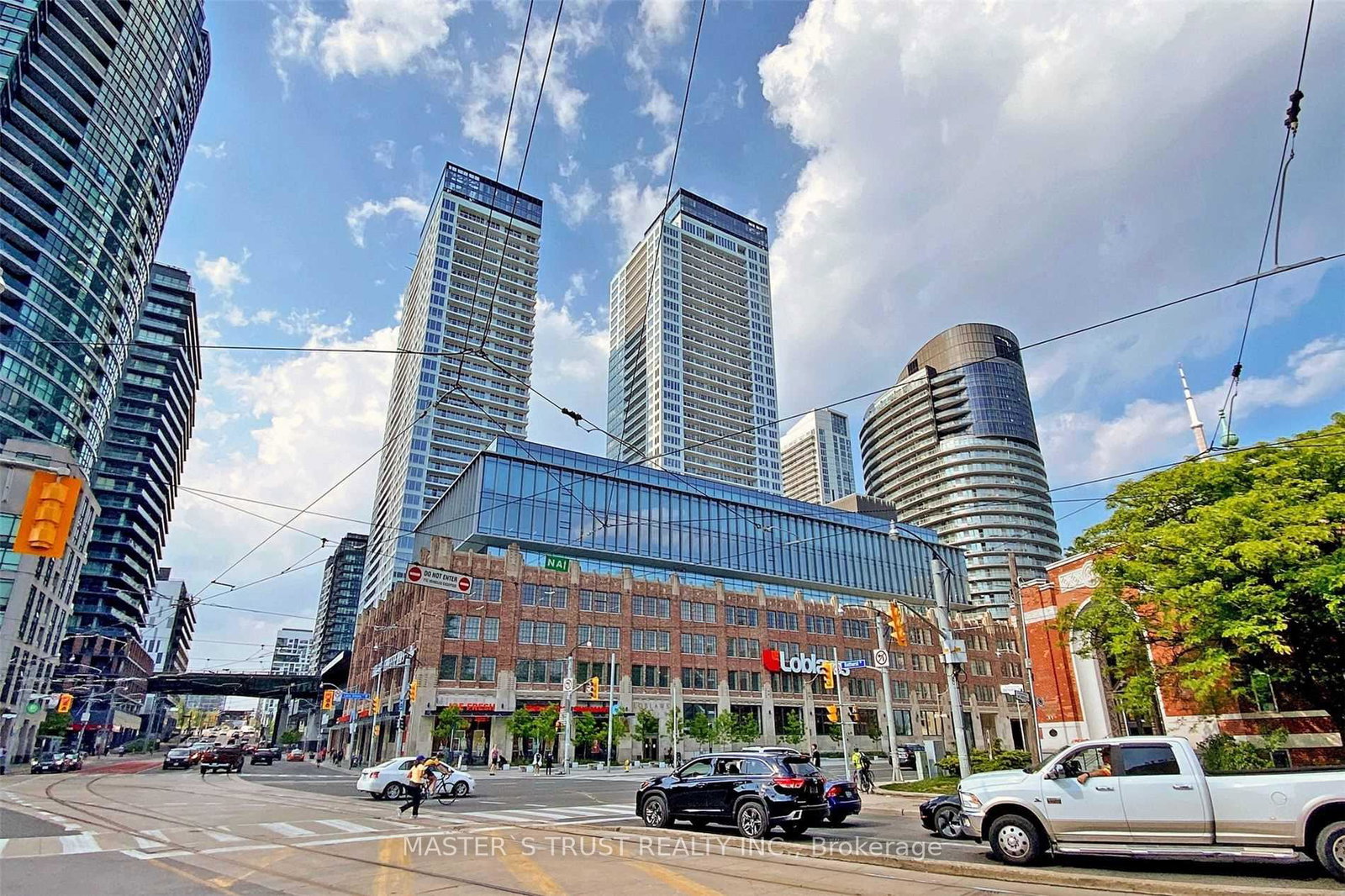17-bathurst-street-toronto-toronto-ontario-c13637874