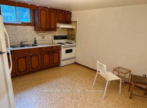 256-patricia-avenue-toronto-toronto-ontario-c13637888