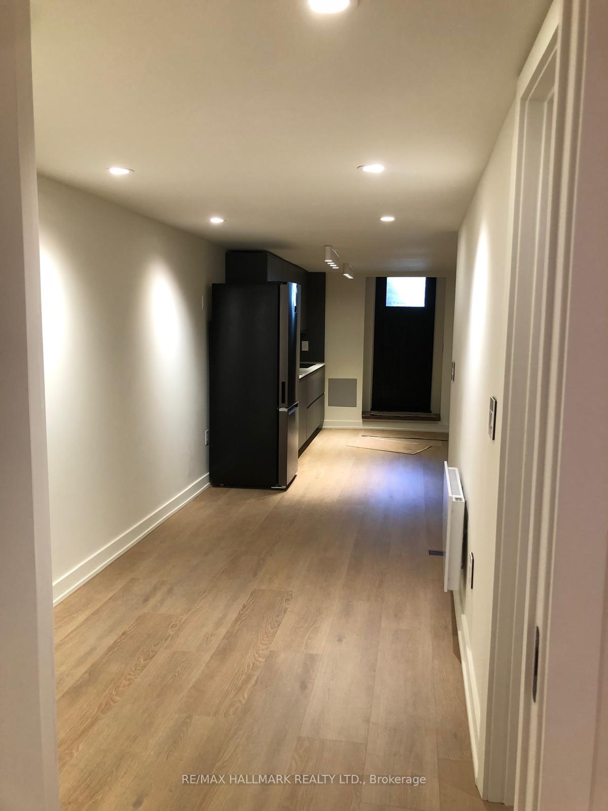 687-bloor-street-w-toronto-toronto-ontario-c13638084