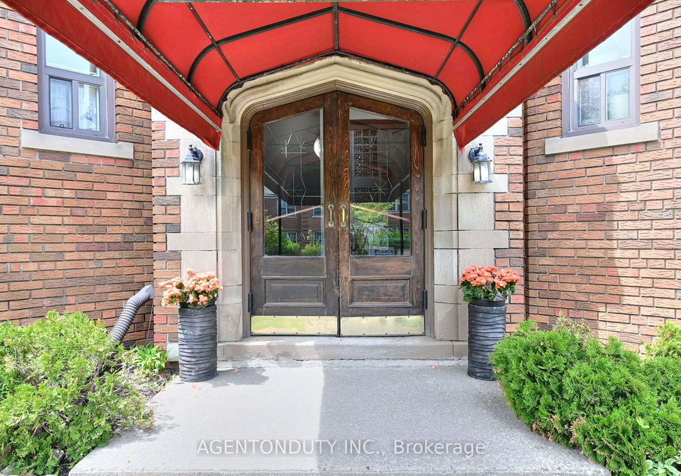 1646-bathurst-street-toronto-toronto-ontario-c13638124