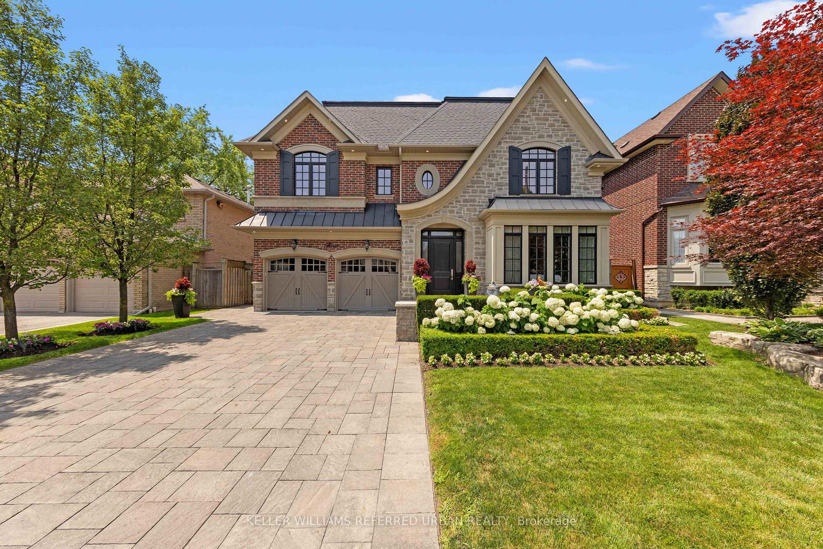 4-community-circle-toronto-toronto-ontario-c13638164