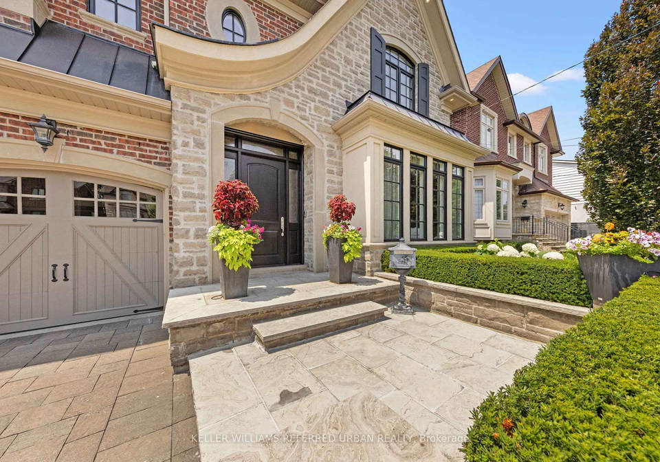 4-community-circle-toronto-toronto-ontario-c13638164