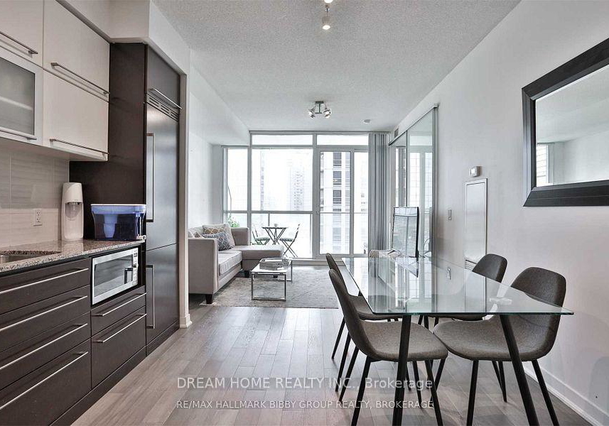 770-bay-street-toronto-toronto-ontario-c13638228