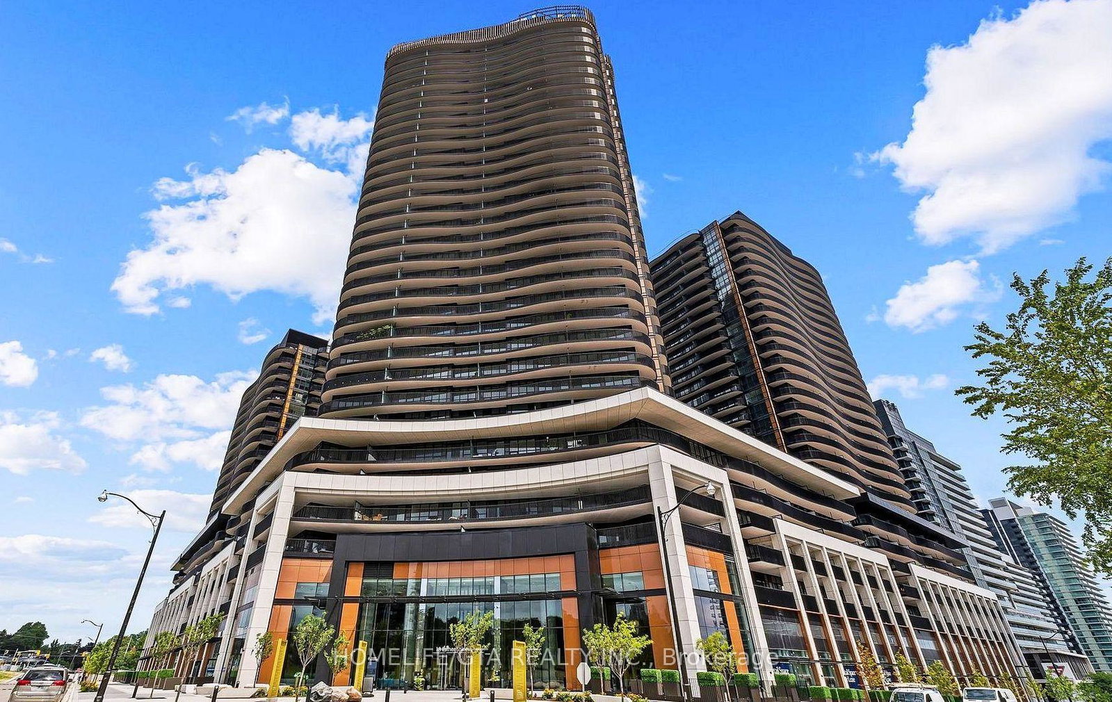 18-esther-shiner-boulevard-toronto-north-york-ontario-c13638586
