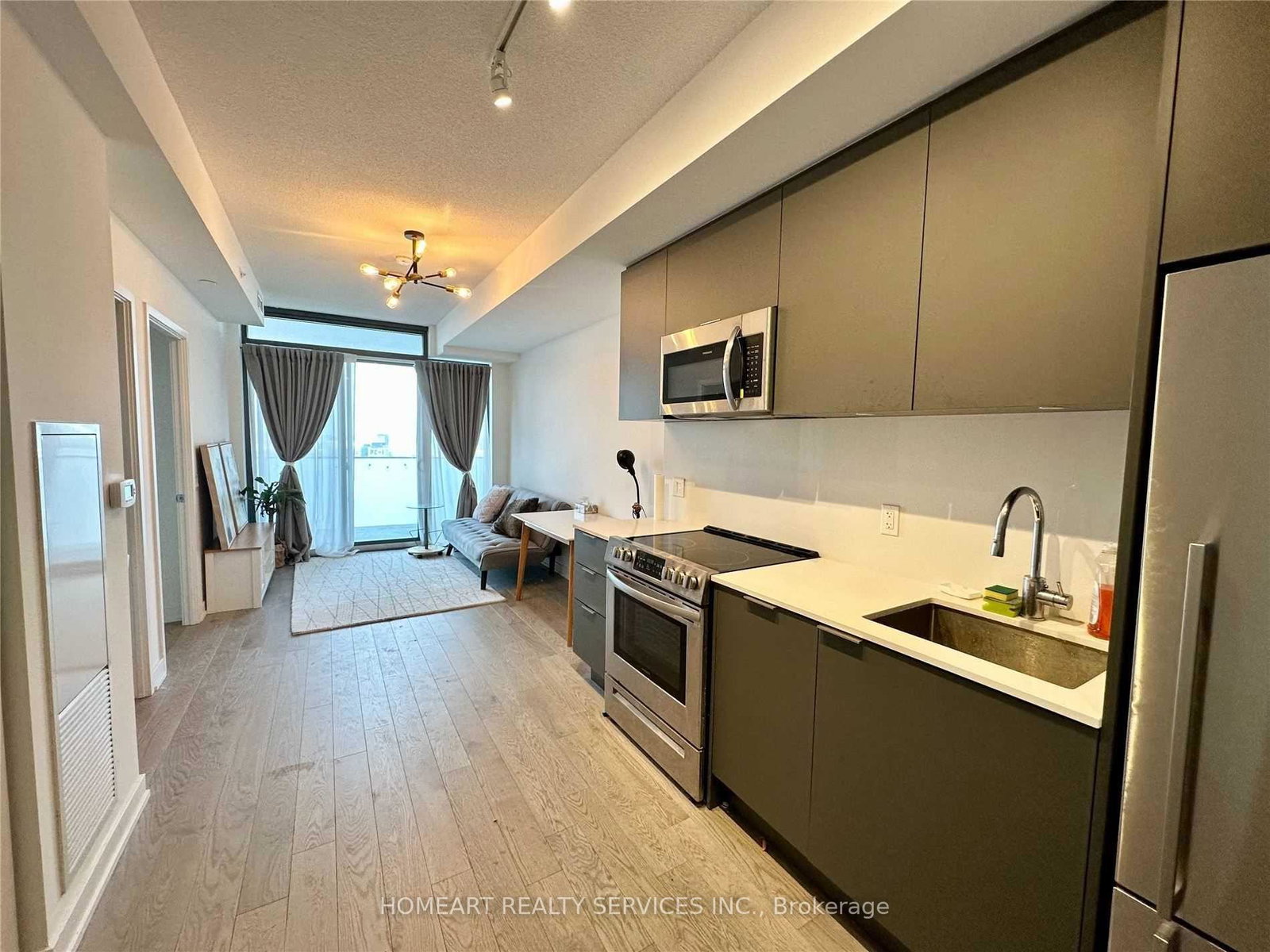 25-richmond-street-e-toronto-toronto-ontario-c13638954