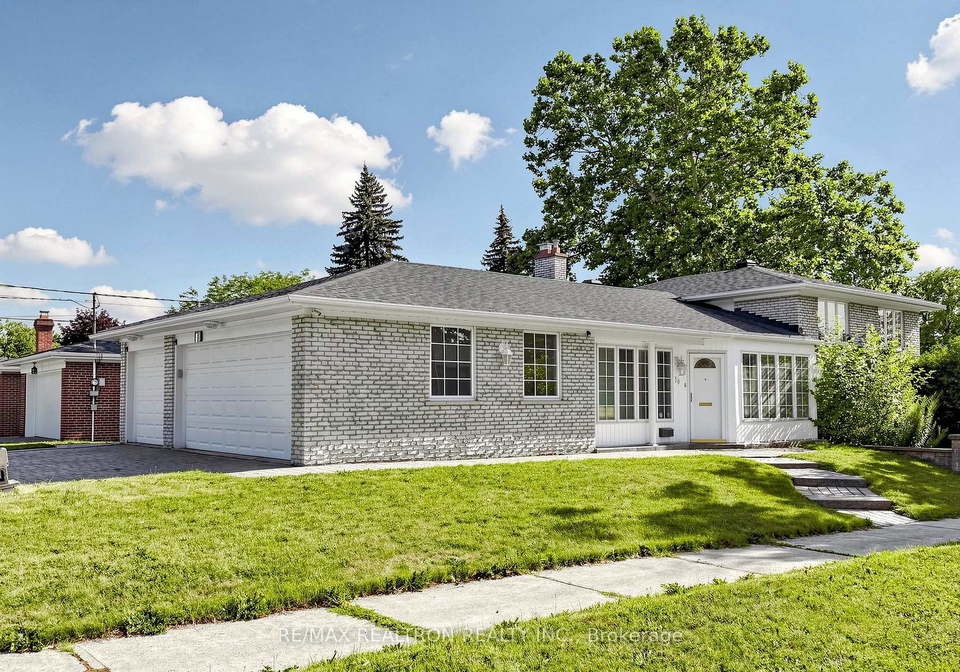 18-olsen-drive-toronto-north-york-ontario-c13639322
