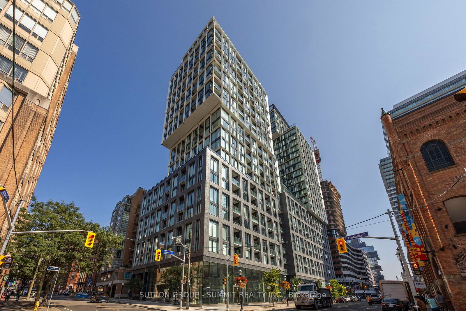 158-front-street-e-toronto-toronto-ontario-c13639436
