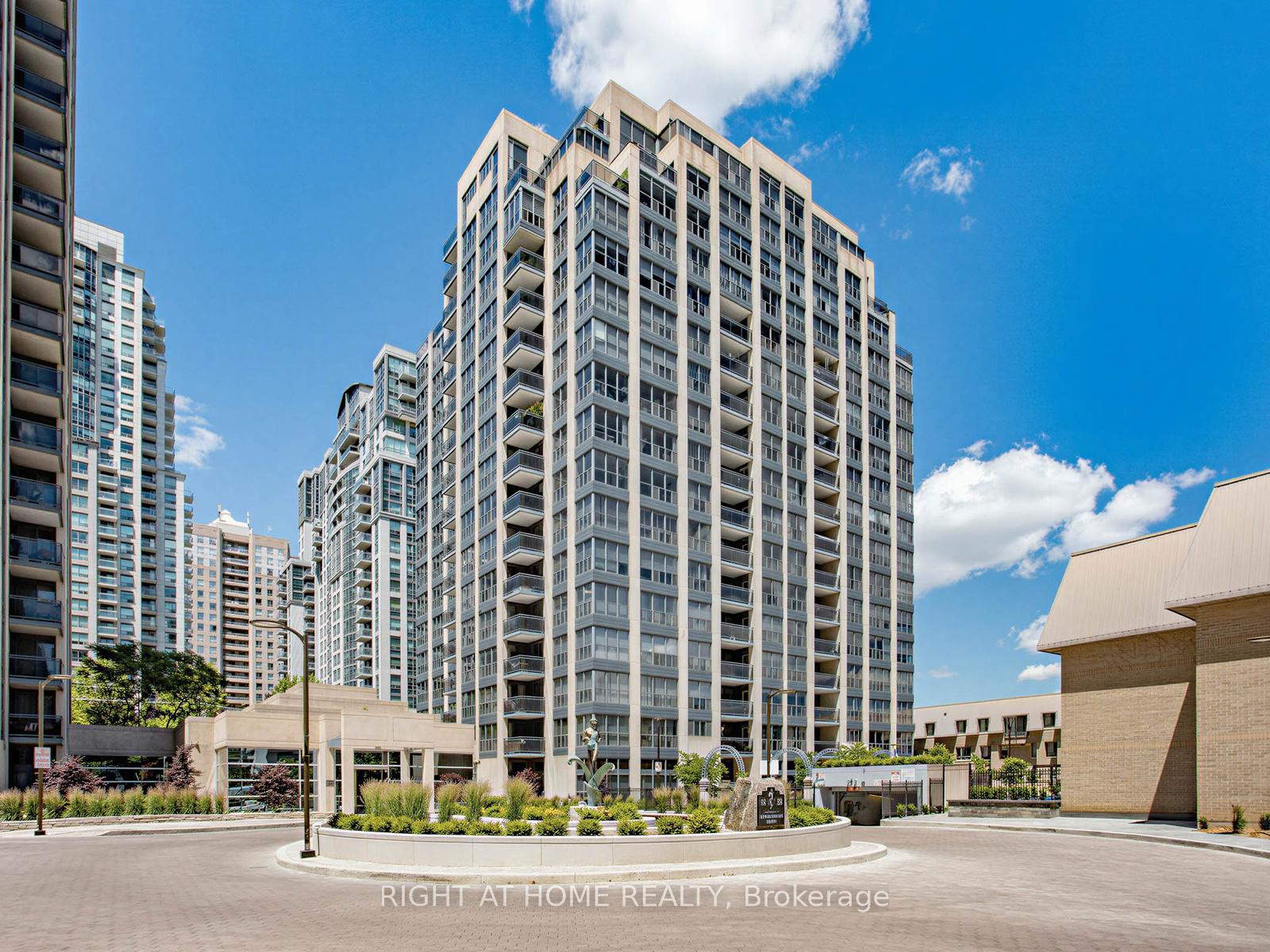 28-hollywood-avenue-toronto-north-york-ontario-c13639476