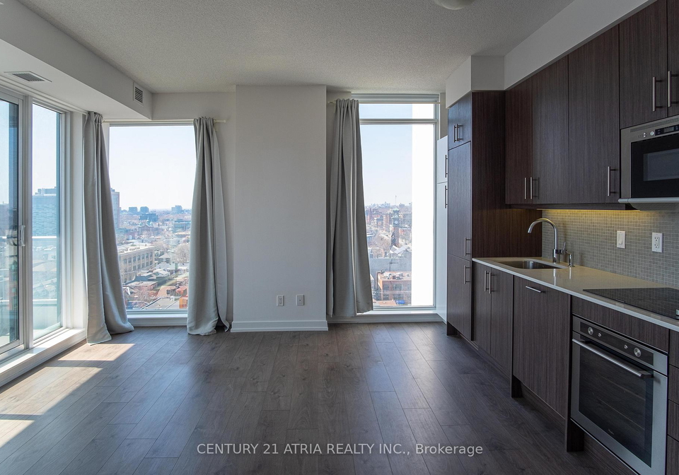 297-college-street-toronto-toronto-ontario-c13639502