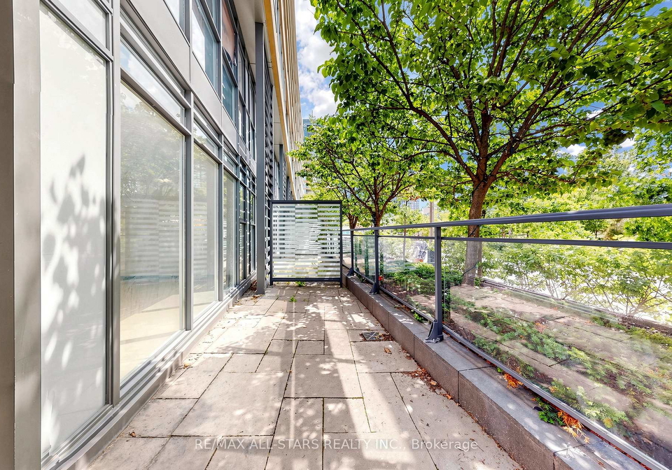 110-fort-york-boulevard-toronto-toronto-ontario-c13639530