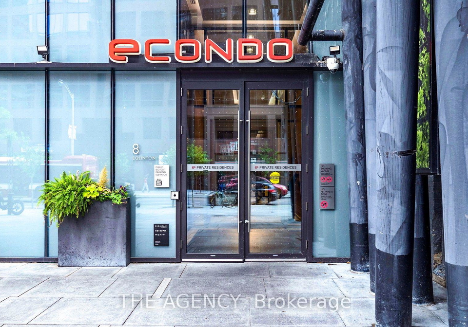 8-eglinton-avenue-e-toronto-toronto-ontario-c13639542