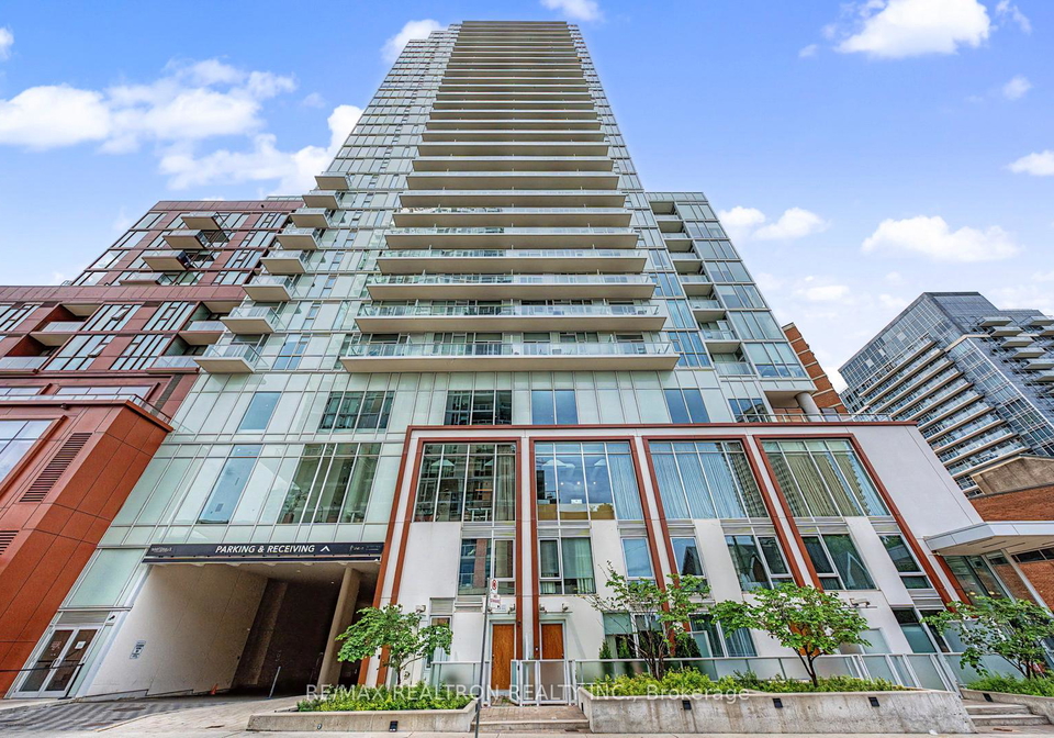33-helendale-avenue-toronto-toronto-ontario-c13639632