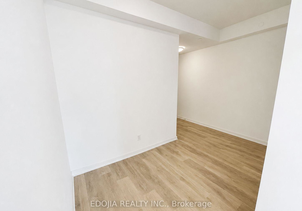 38-forest-manor-road-toronto-north-york-ontario-c13639682