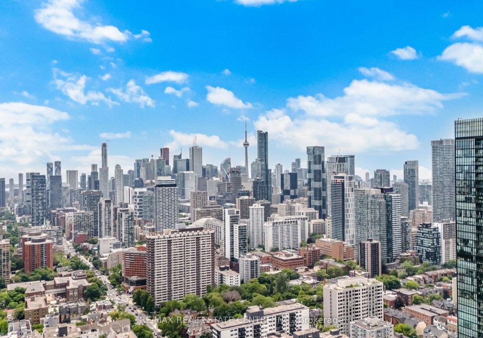 395-bloor-street-e-toronto-toronto-ontario-c13639740