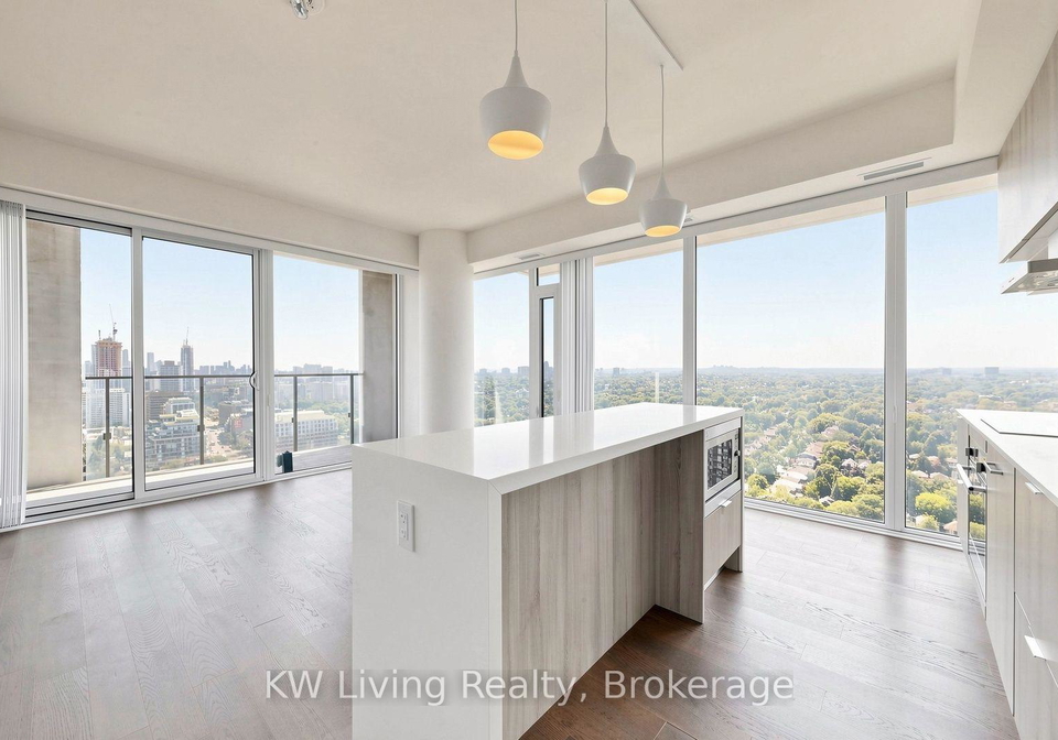 5-soudan-avenue-toronto-toronto-ontario-c13639762