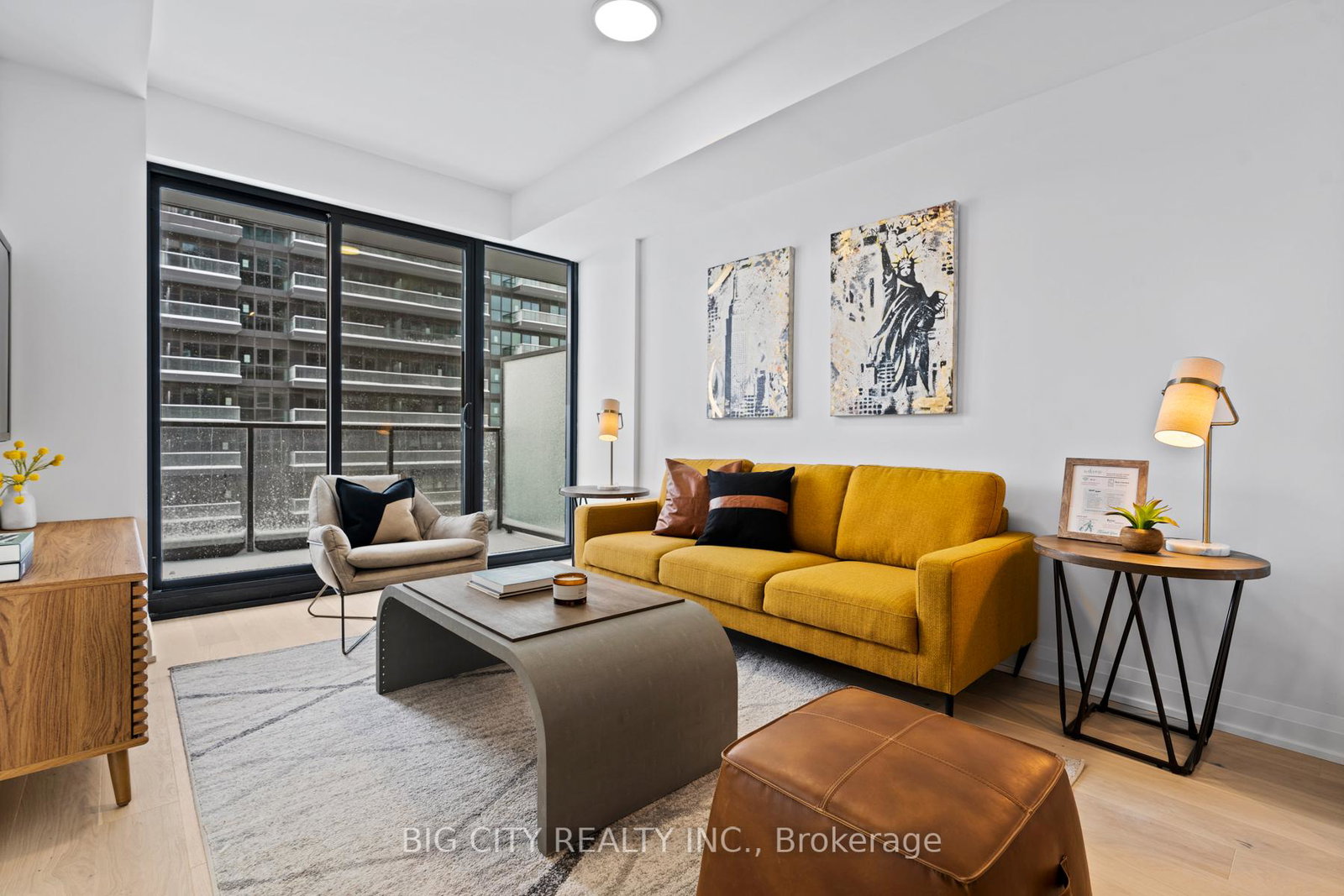 33-frederick-todd-way-toronto-east-york-ontario-c13639816