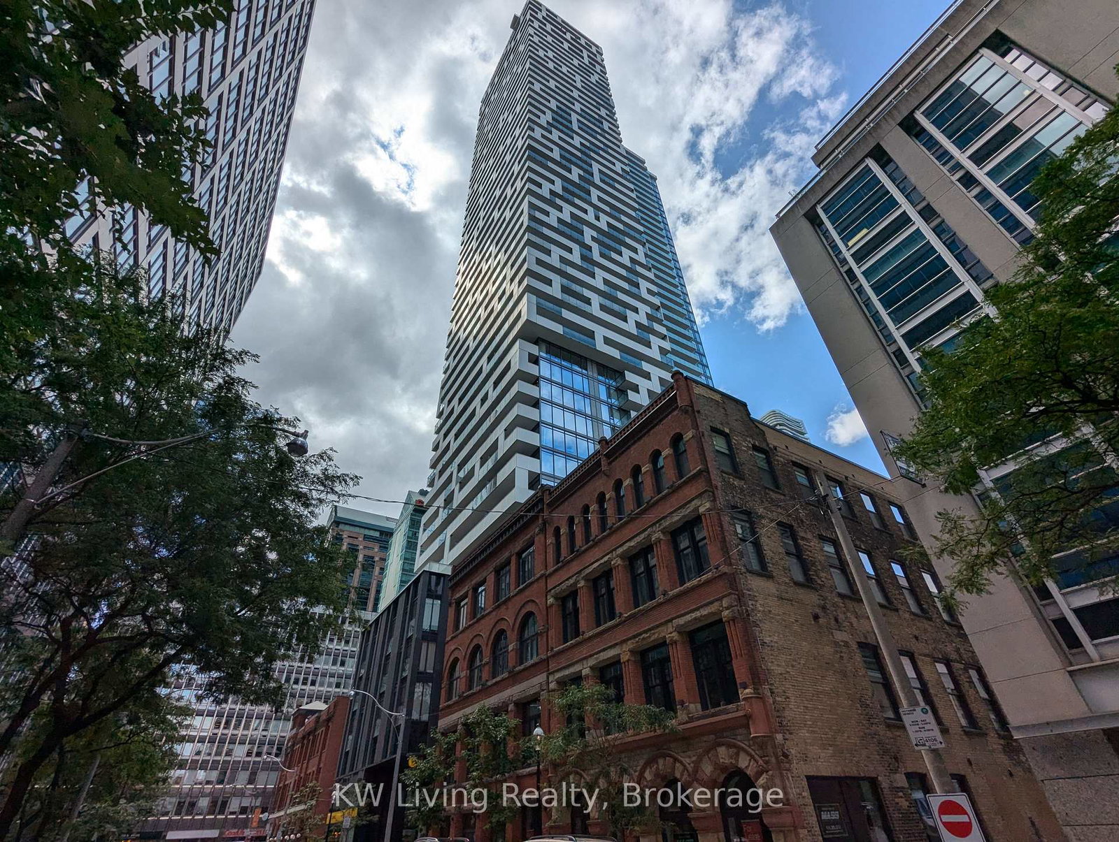 20-lombard-street-toronto-toronto-ontario-c13639878