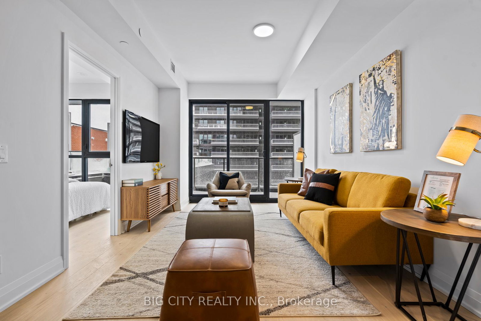 33-frederick-todd-way-toronto-east-york-ontario-c13639922