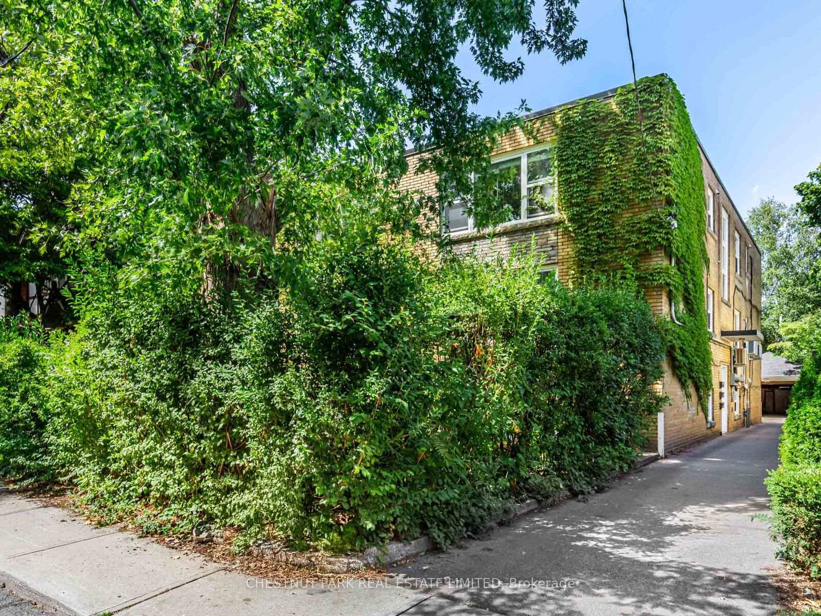 76-walmsley-boulevard-toronto-toronto-ontario-c13639986