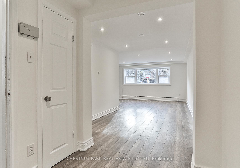 76-walmsley-boulevard-toronto-toronto-ontario-c13639986