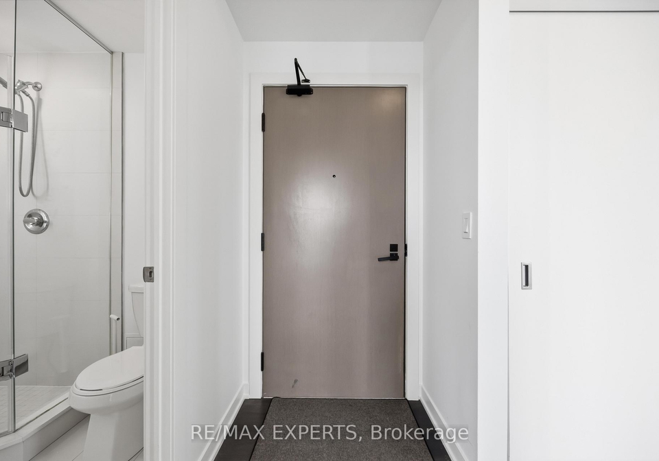 223-st-clair-avenue-w-toronto-toronto-ontario-c13640172