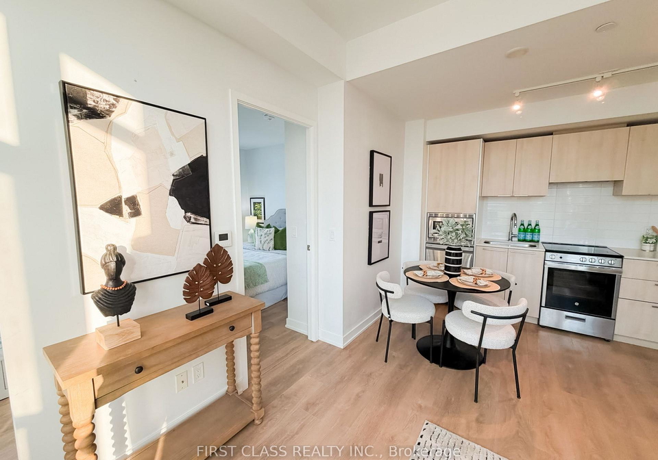 501-yonge-street-toronto-toronto-ontario-c13640382