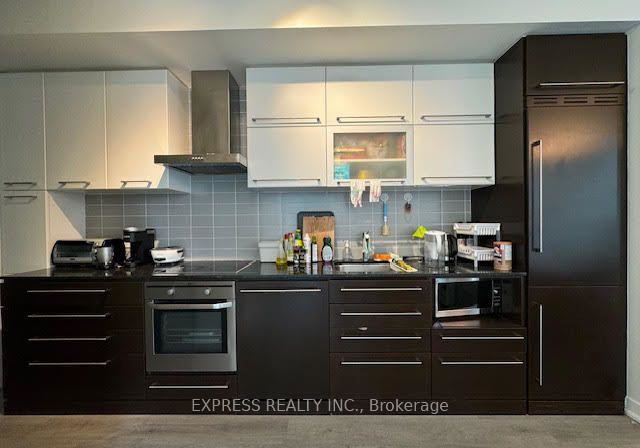 770-bay-street-toronto-toronto-ontario-c13640428