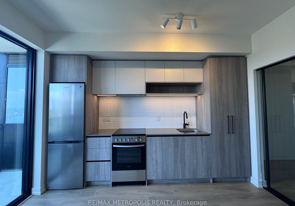 181-sterling-road-toronto-toronto-ontario-c13640440