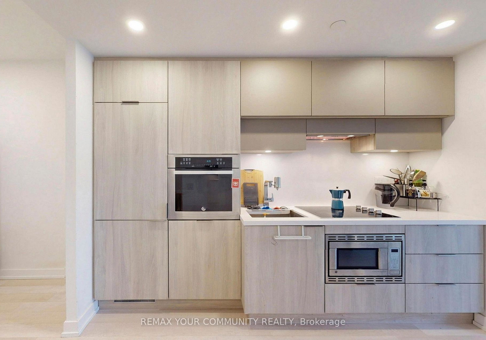 39-roehampton-avenue-toronto-toronto-ontario-c13640500