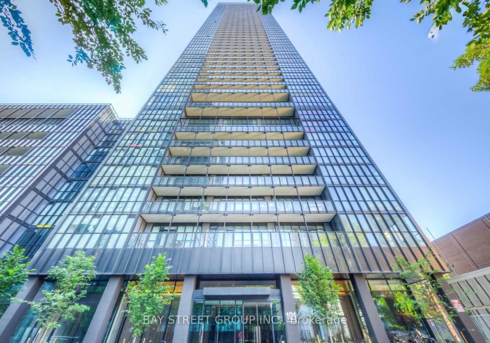 101-charles-street-e-toronto-toronto-ontario-c13640544