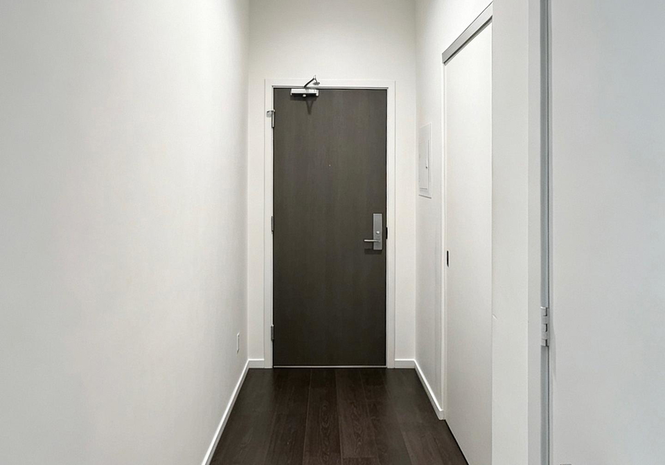 101-charles-street-e-toronto-toronto-ontario-c13640544