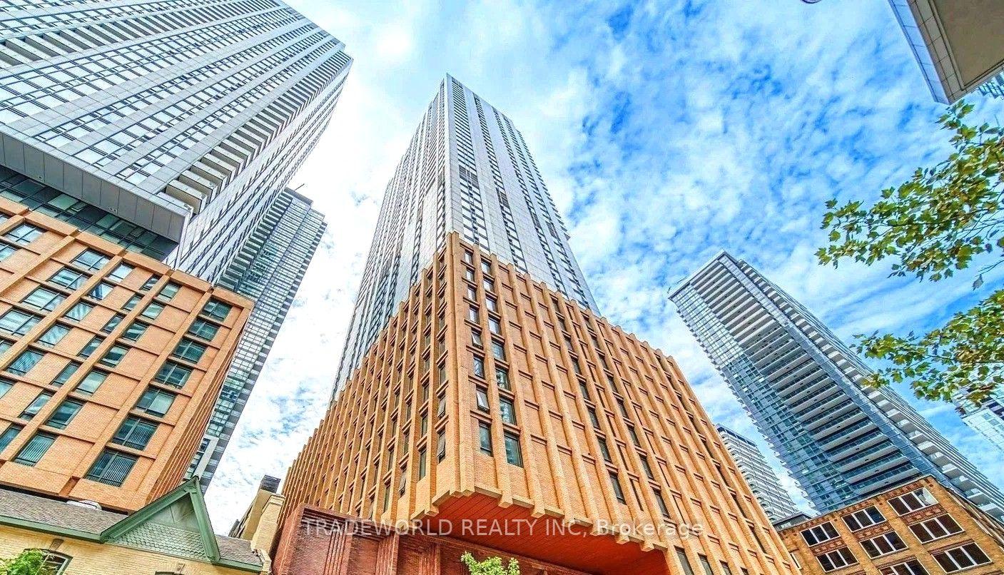 28-widmer-street-toronto-toronto-ontario-c13640600