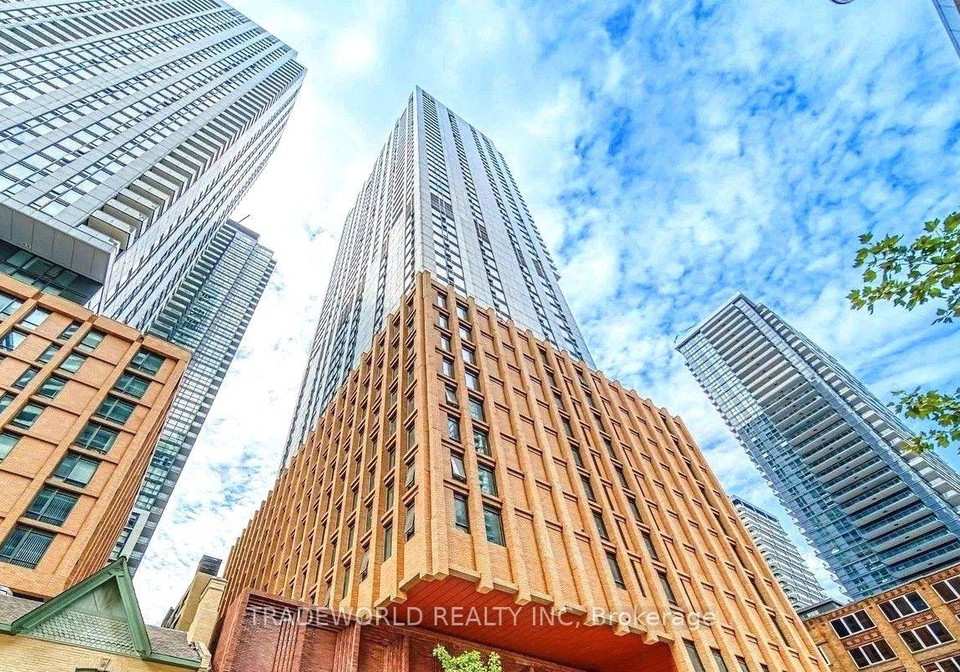 28-widmer-street-toronto-toronto-ontario-c13640600