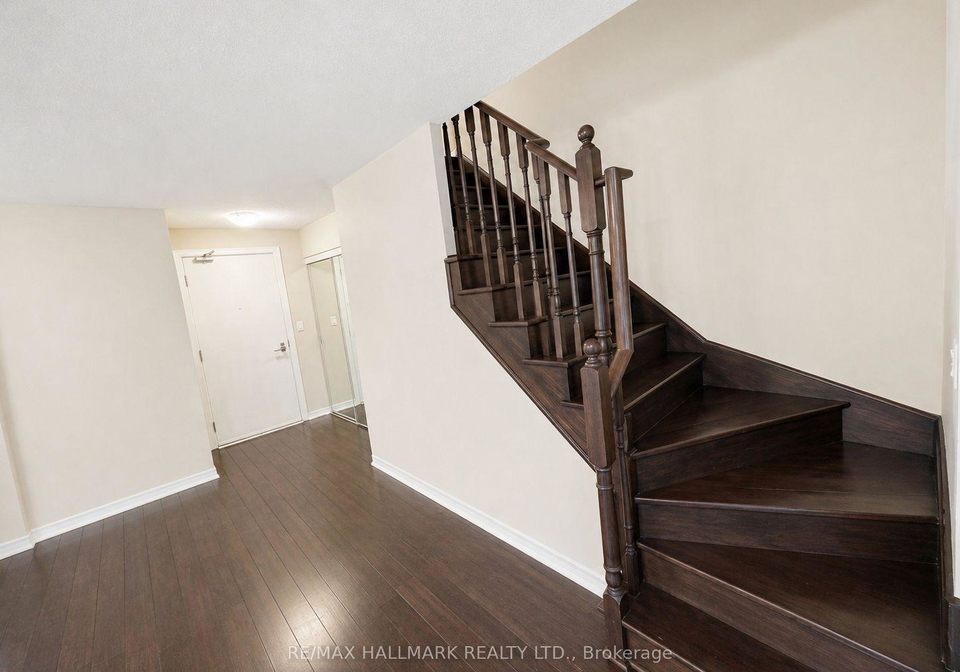 352-front-street-toronto-toronto-ontario-c13640714