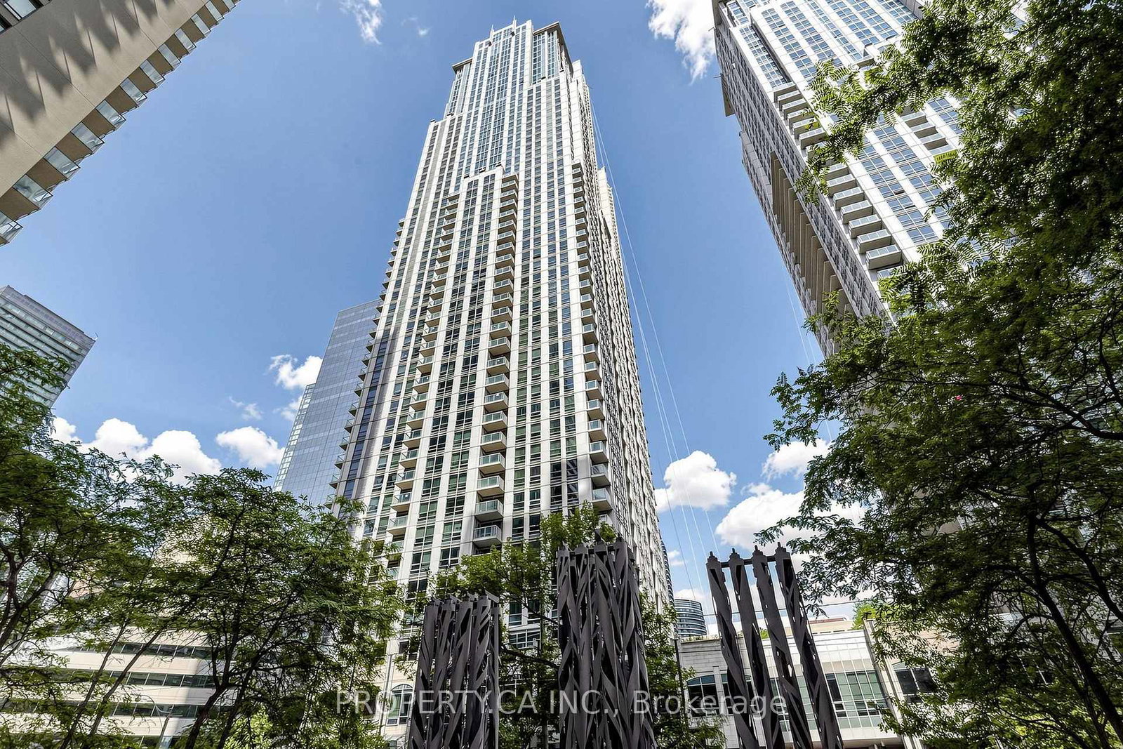 763-bay-street-toronto-toronto-ontario-c13640722