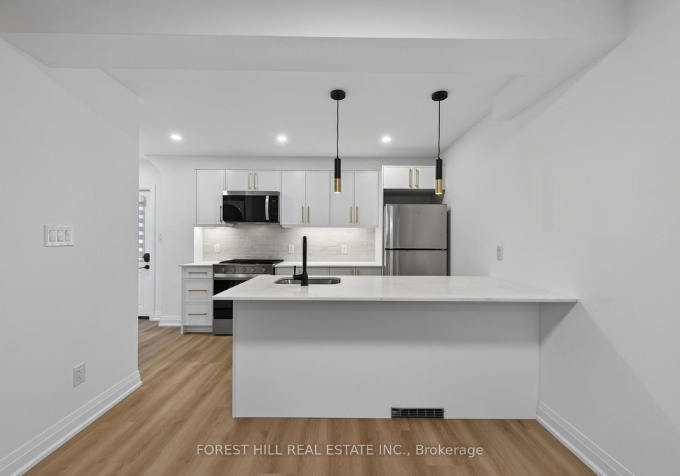 221-churchill-avenue-toronto-toronto-ontario-c13640918