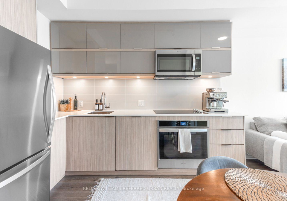 10-deerlick-court-toronto-north-york-ontario-c13641106