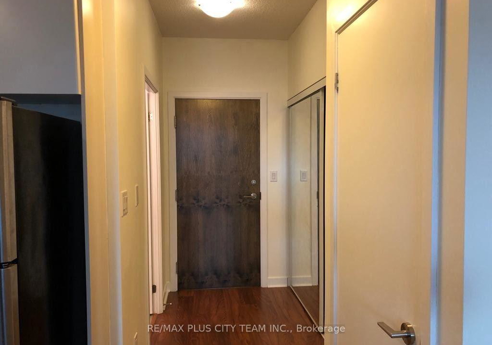 33-bay-street-toronto-toronto-ontario-c13641122