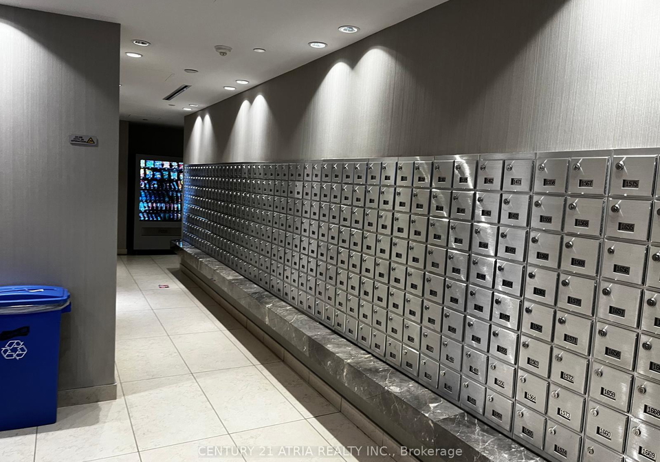 209-fort-york-boulevard-se-toronto-toronto-ontario-c13641246