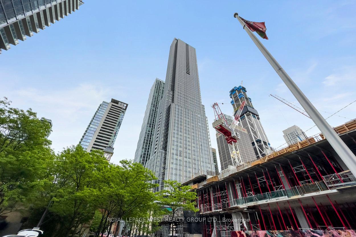 11-yorkville-avenue-toronto-toronto-ontario-c13641278
