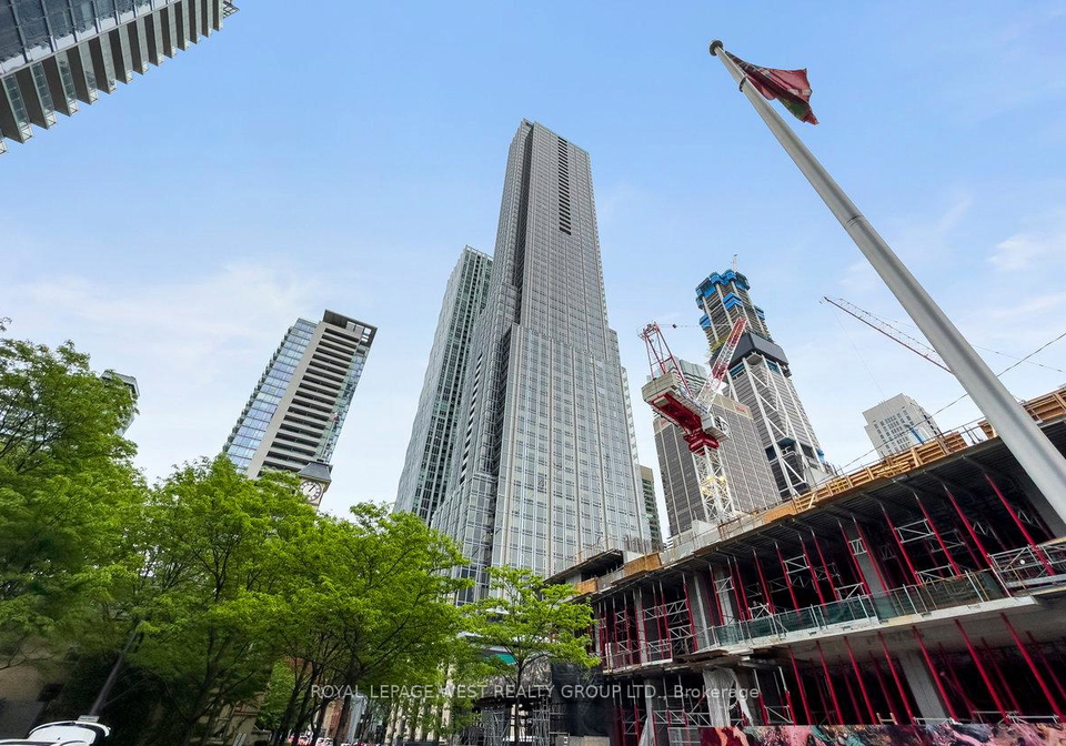 11-yorkville-avenue-toronto-toronto-ontario-c13641278
