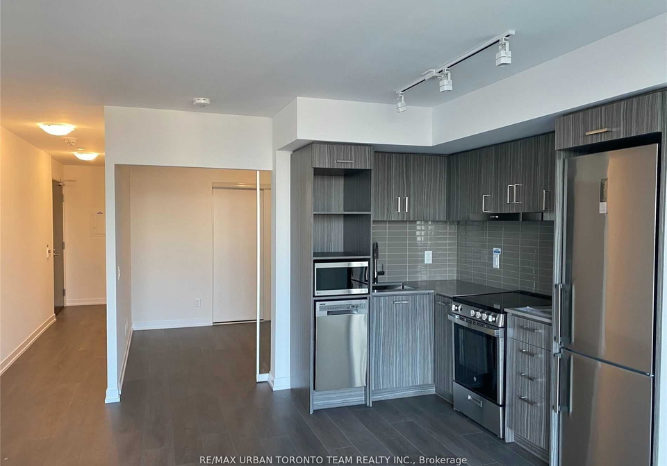 219-dundas-street-e-toronto-toronto-ontario-c13641612