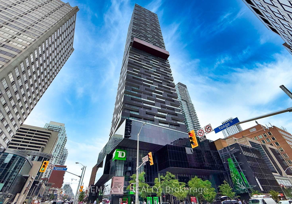 8-eglinton-avenue-e-toronto-toronto-ontario-c13641634
