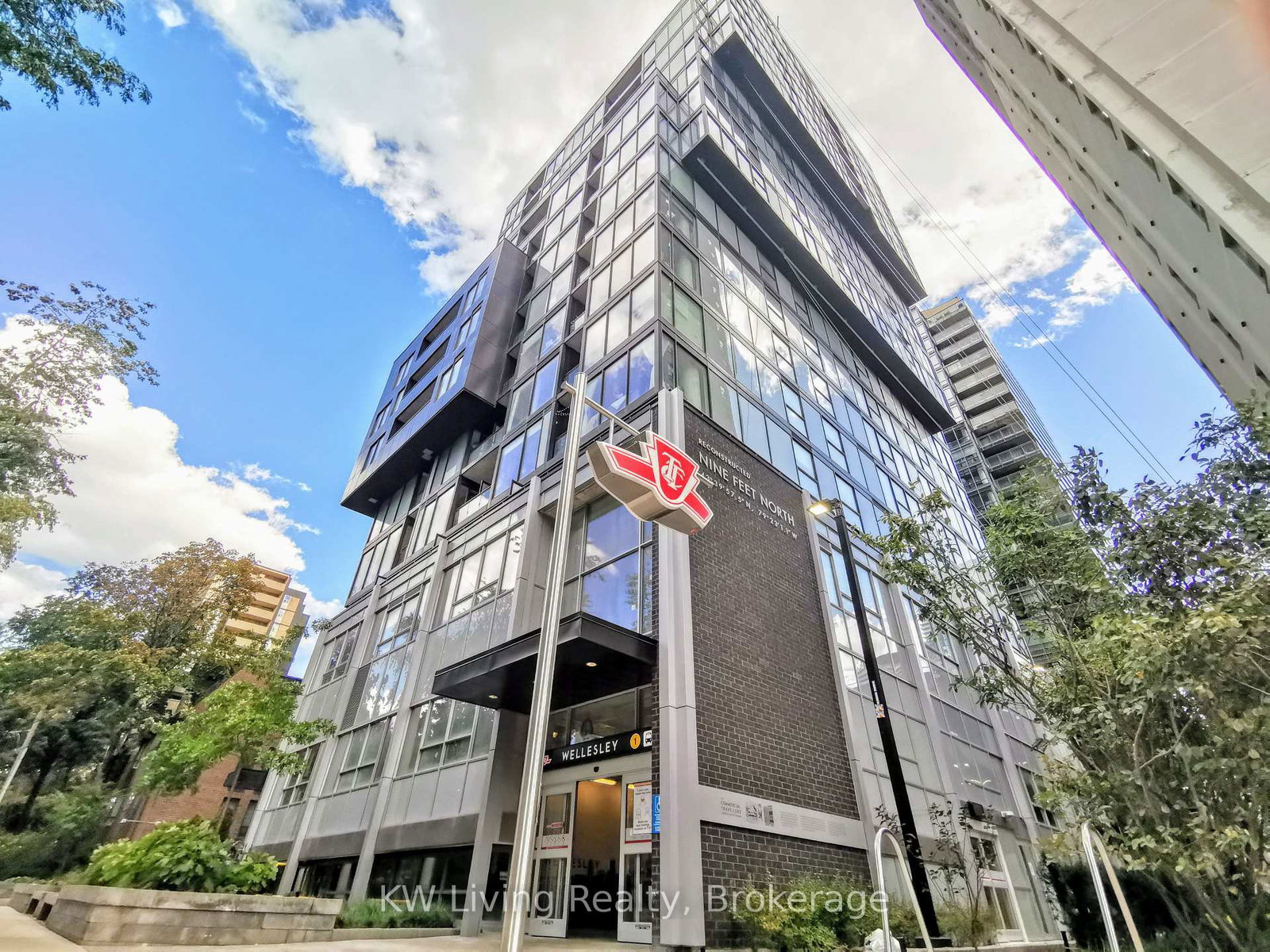 17-dundonald-street-toronto-toronto-ontario-c13642114