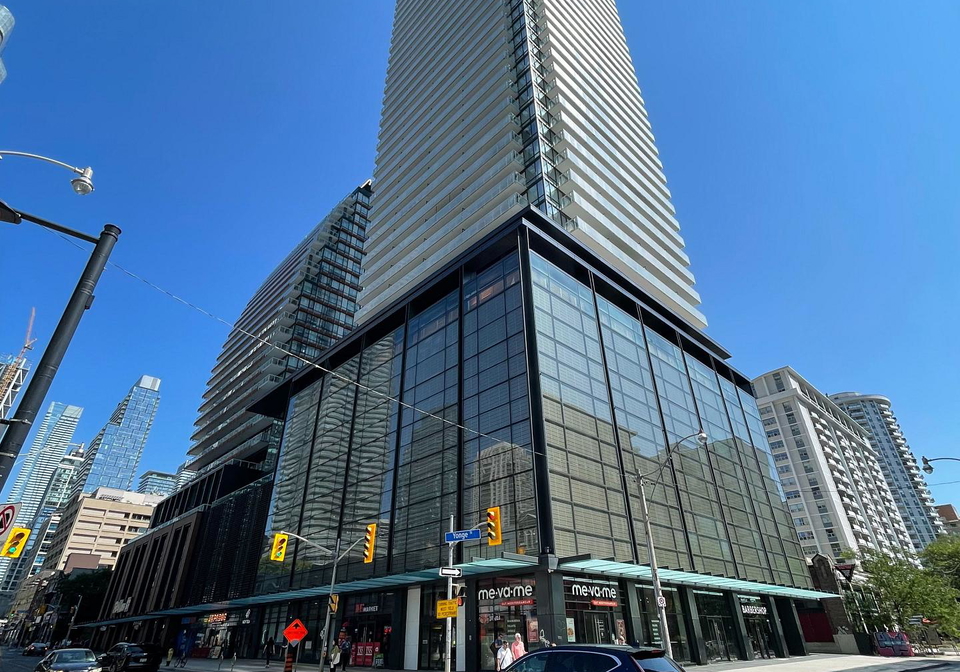 501-yonge-street-toronto-toronto-ontario-c13642266