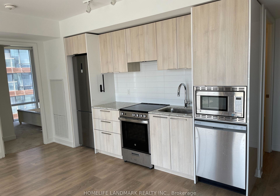 501-yonge-street-toronto-toronto-ontario-c13642266