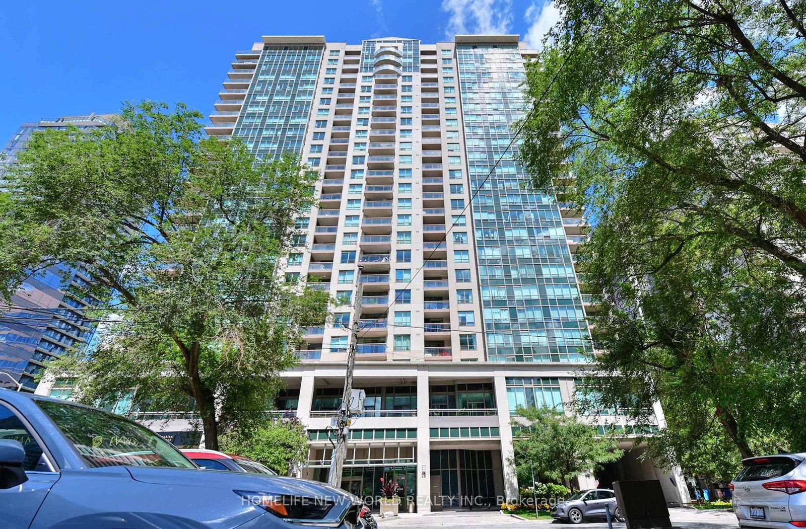18-parkview-avenue-toronto-north-york-ontario-c13642334